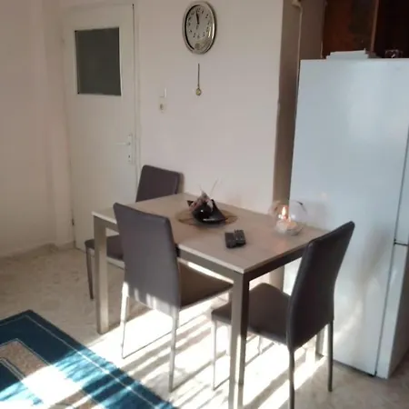 Anxhelos'apartamets Lägenhet